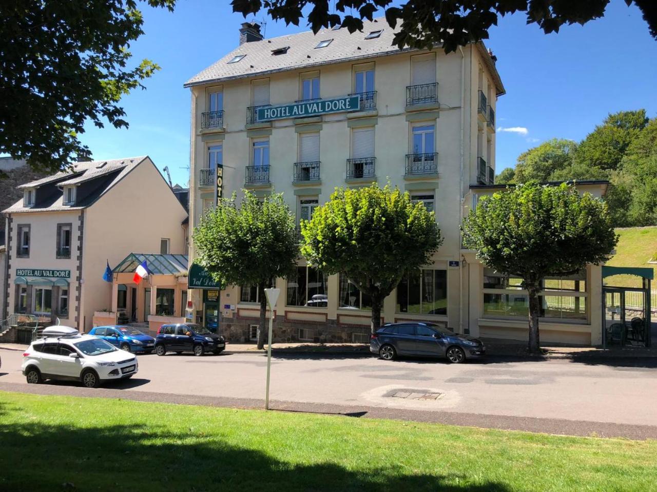 Hotel Au Val Dore La Bourboule Exterior photo