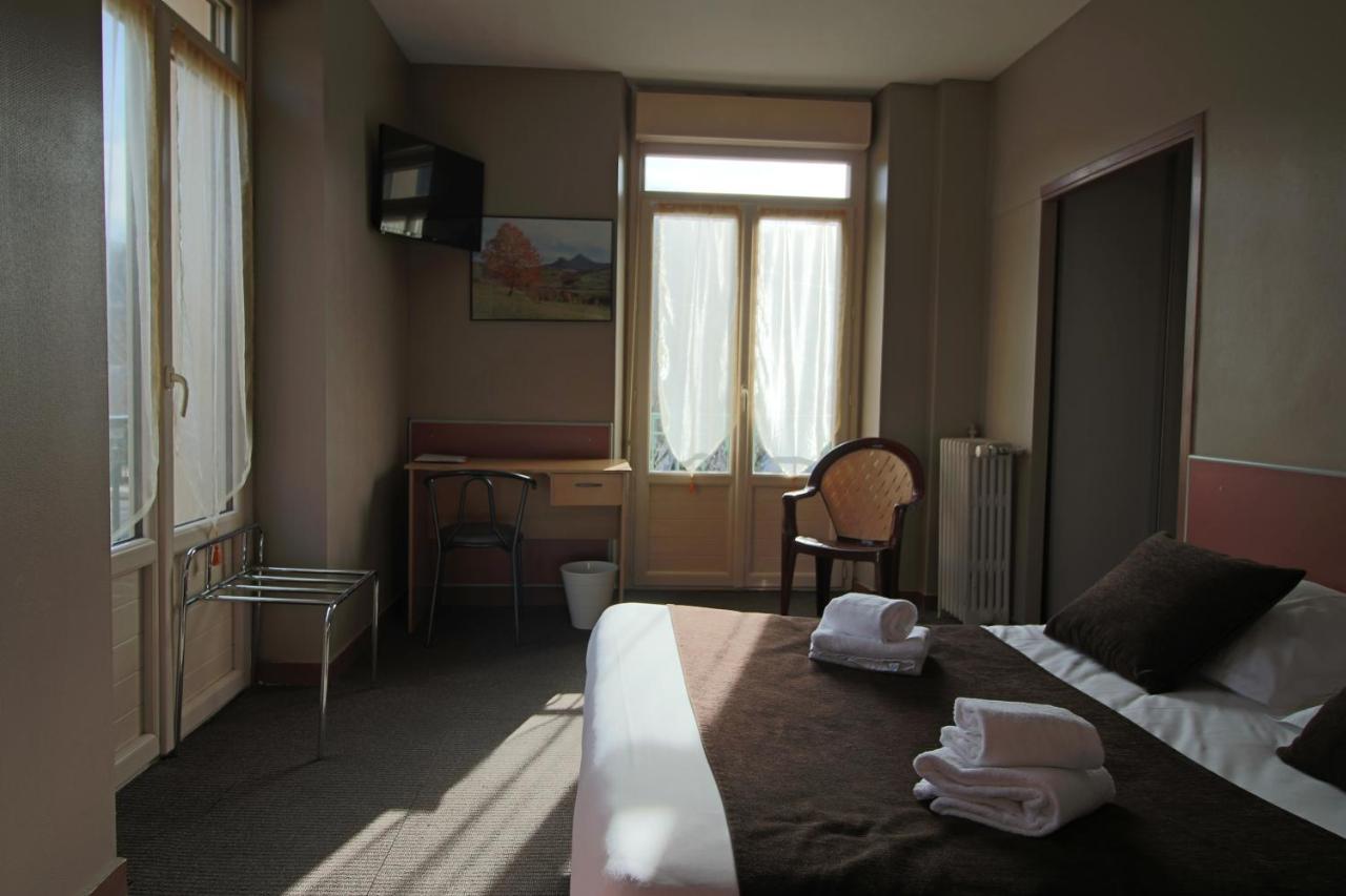 Hotel Au Val Dore La Bourboule Exterior photo