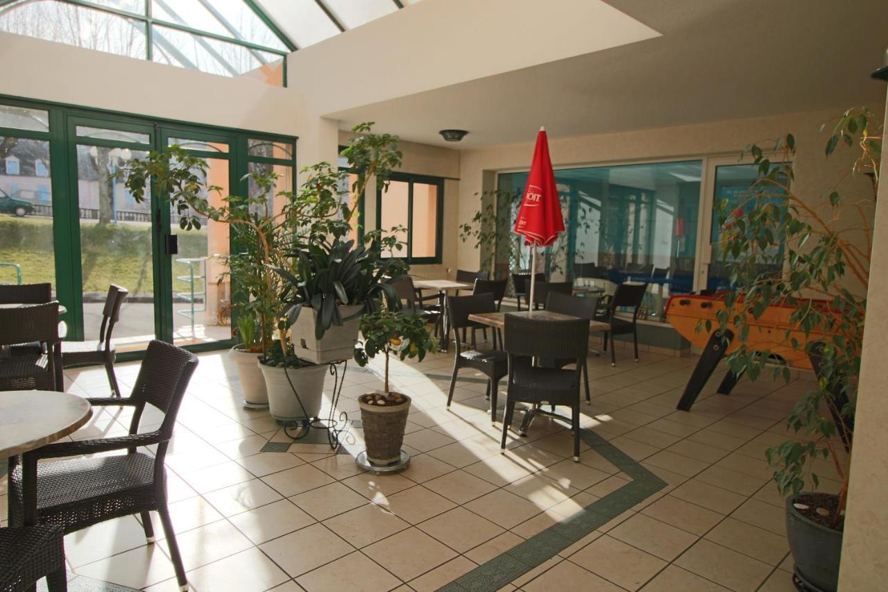 Hotel Au Val Dore La Bourboule Exterior photo